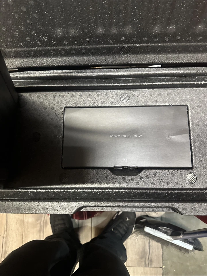 Roll Seaboard Rise 25 MIDI Keyboard Controller - Image 2 of 4