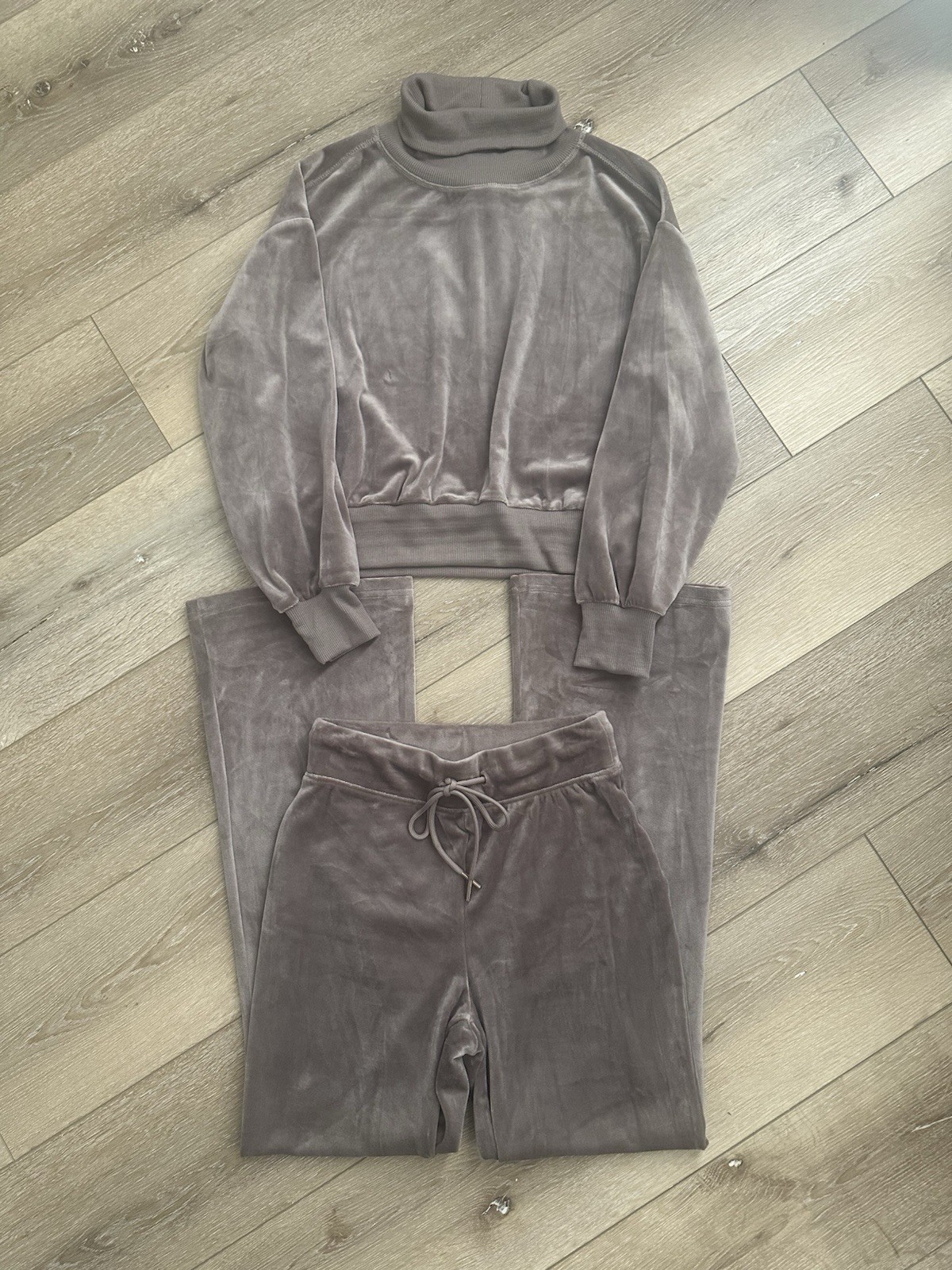 Truth By Republic  Two Piece Set - image 1