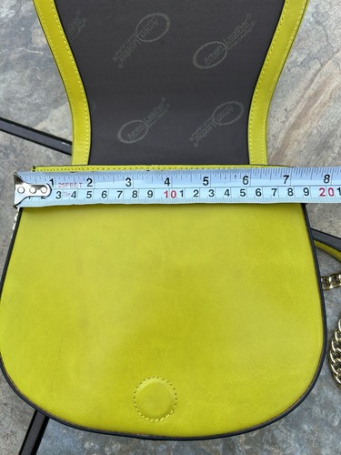Amerileather Yellow Hard Case Purse Gold Chain Magnetic Flap Pockets Zip CUTE! - Picture 16 of 18