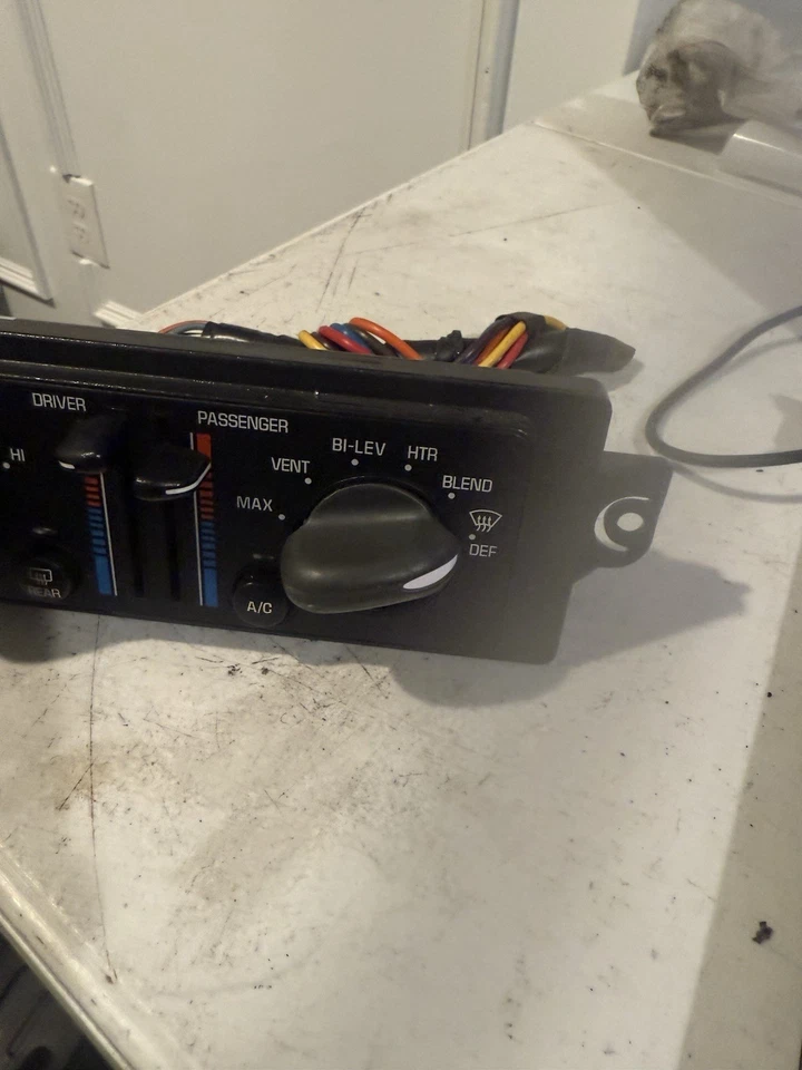 00-05 BUICK CENTURY AC HEATER CLIMATE TEMPERATURE CONTROL 10447470 OEM - Изображение 3 из 4