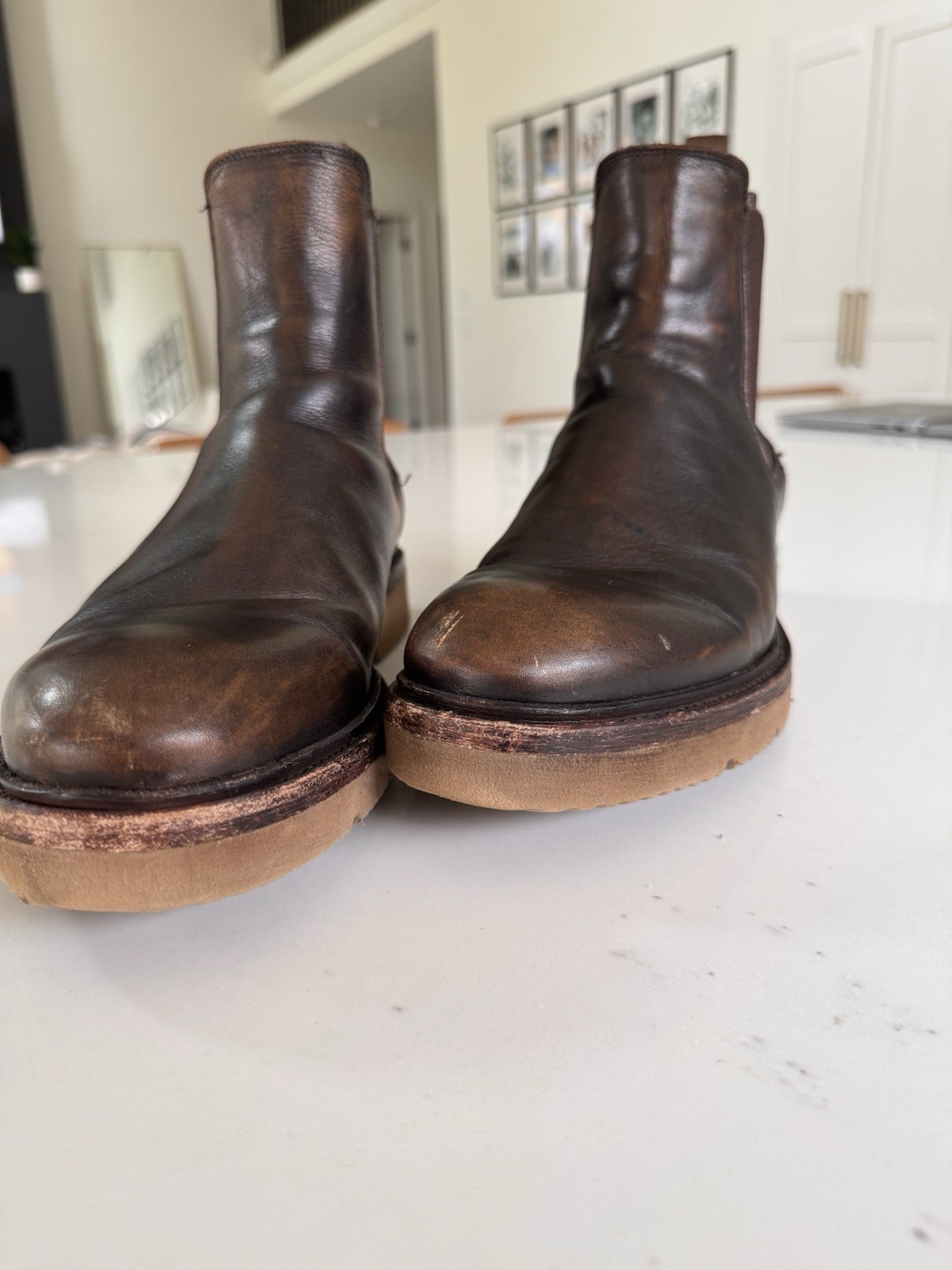 Frye Chelsea Boots Cognac Brown Leather Block Heel 9 US Men-image