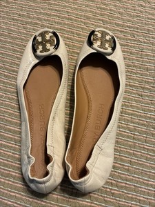 Tory Burch Reva Nude ballet flats New Size 6.5