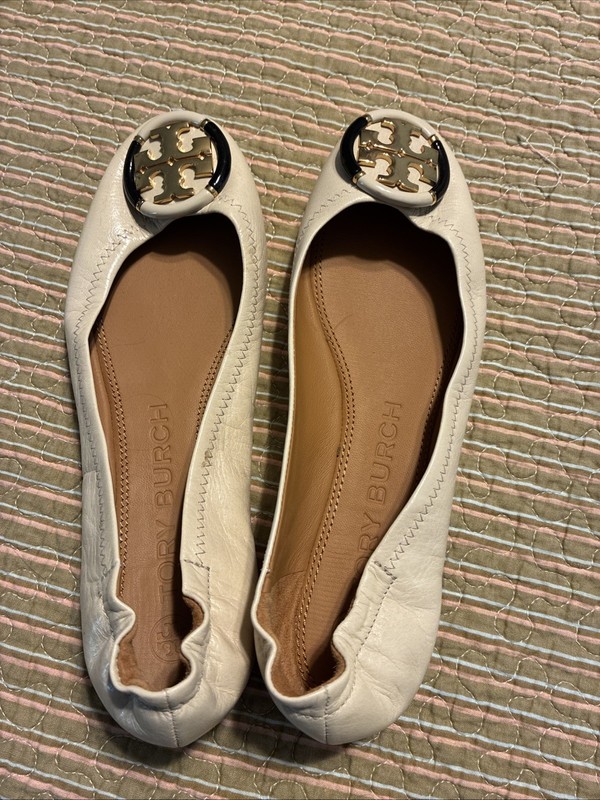 Tory Burch Reva Nude ballet flats New Size 6.5
