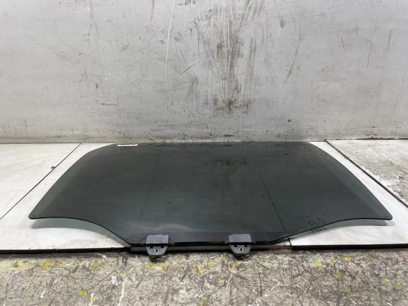 Chevrolet Traverse 2010 puerta trasera derecha del lado del pasajero ventana vidrio OEM+ Foto 4 de 4