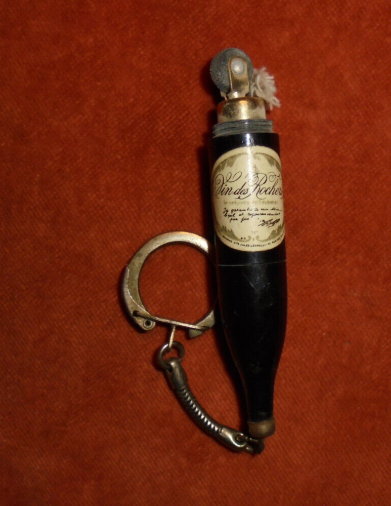 Porte-clés Pendentif Métallique Bouteille Verre De Vin Et Grappe De Raisin Argent