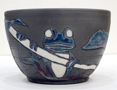 WONDERFUL! COQUI TREE FROG Studio Art Pottery PLANTER BOWL / Signed PASK
