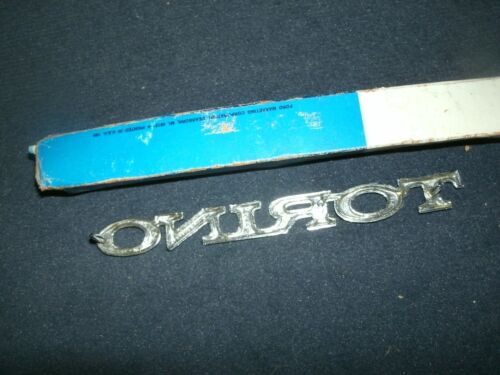 NOS 1971 FORD TORINO QUARTER PANEL EMBLEM - Picture 2 of 2