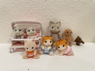 Calico Critters Cats, Otter Assorted Lot of 7