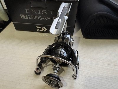 Daiwa 18 EXIST LT2500S XH DH No spool Spinning Reel #26040904 | eBay