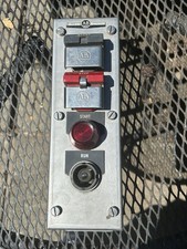 NEW Allen Bradley 800H-4HZ4-M Heavy Duty Start-Stop Pushbutton - FREESHIP