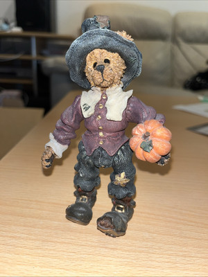 Boyds Shoebox Bear  Miles Gobble Grizberg'' 