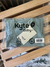 *New In Bag* Kyte Baby 12-18m Short Sleeve Bodysuit In Glacier
