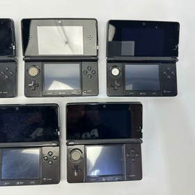 Lot of 5 Broken Nintendo 3DS Handheld Consoles Only As-Is for Parts/Repair