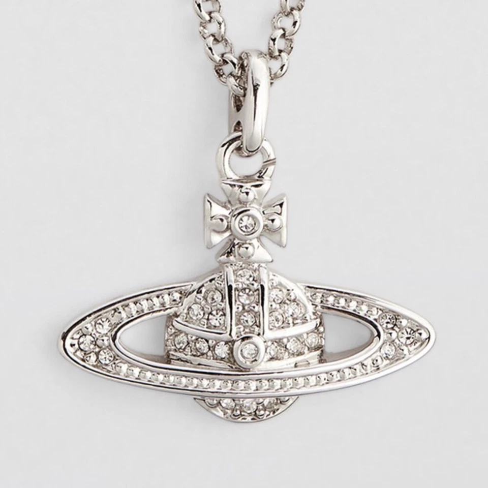 Authentic Vivienne Westwood Silver Mini Bas Relief Necklace Chain with Bag - Image 3 of 4