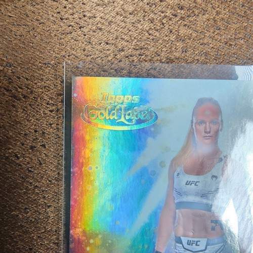 2024 UFC Gold Label Reigning Gold Valentina Shevchenko - Picture 2 of 6
