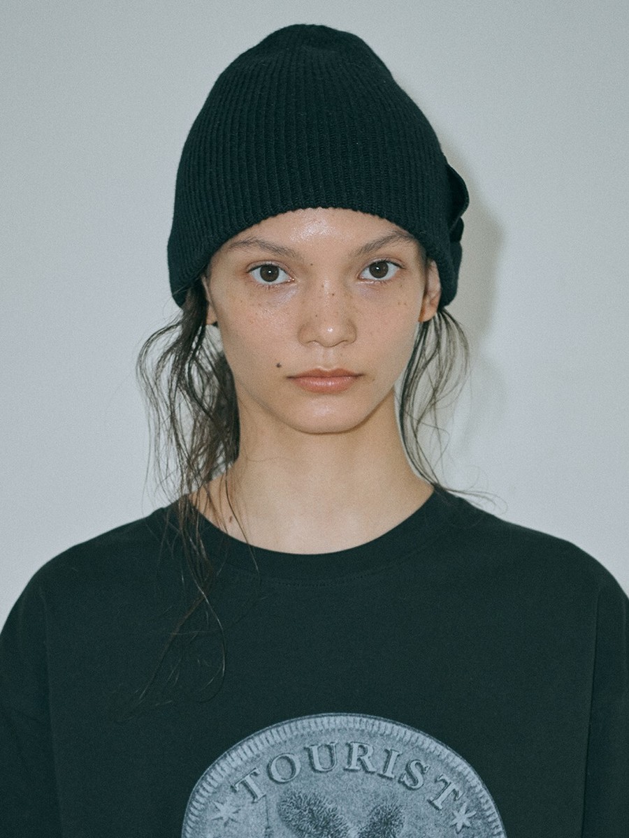 ★IVE レイ★MARGESHERWOOD★送料込み★RIBBON LOGO KNIT BEANIE MARGE SHERWOOD RIBBON LOGO KNIT BEANIE, BLACK (100