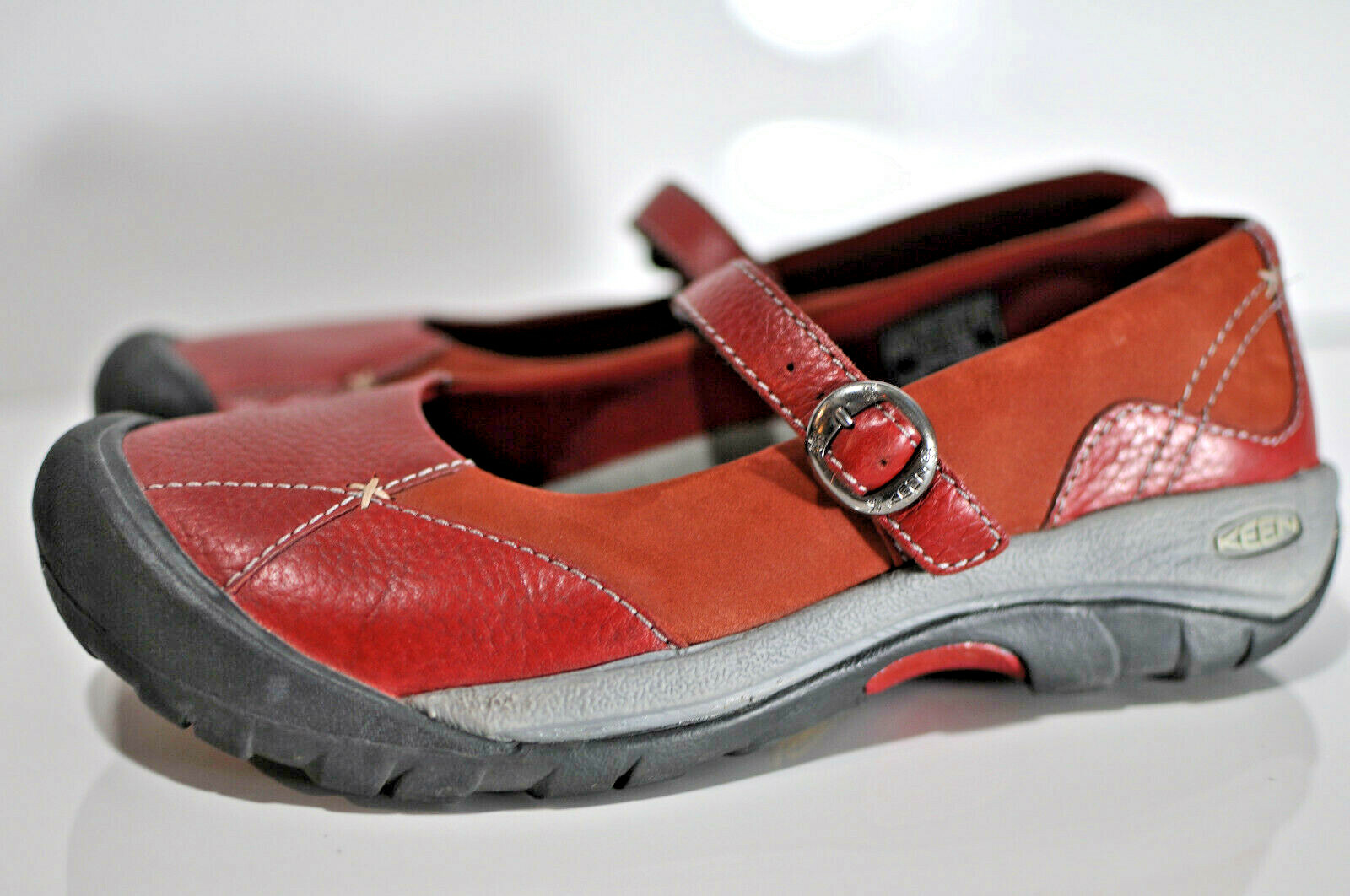 Keen Womens red leather slip on strap shoes size 9 | eBay