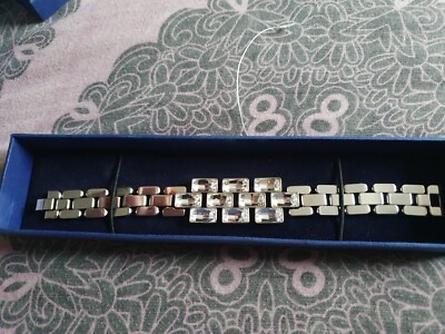 Swarovski Belcher Chocker Halskette und Armband Set