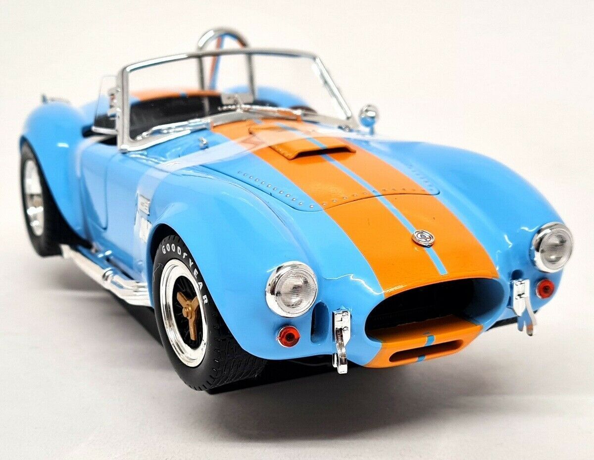 Shelby 1/18 - Shelby Cobra 427 S/C 1965 Blue / Orange Shelby 1/18 - Shelby Cobra 427 S/C 1965 Blue / Orange