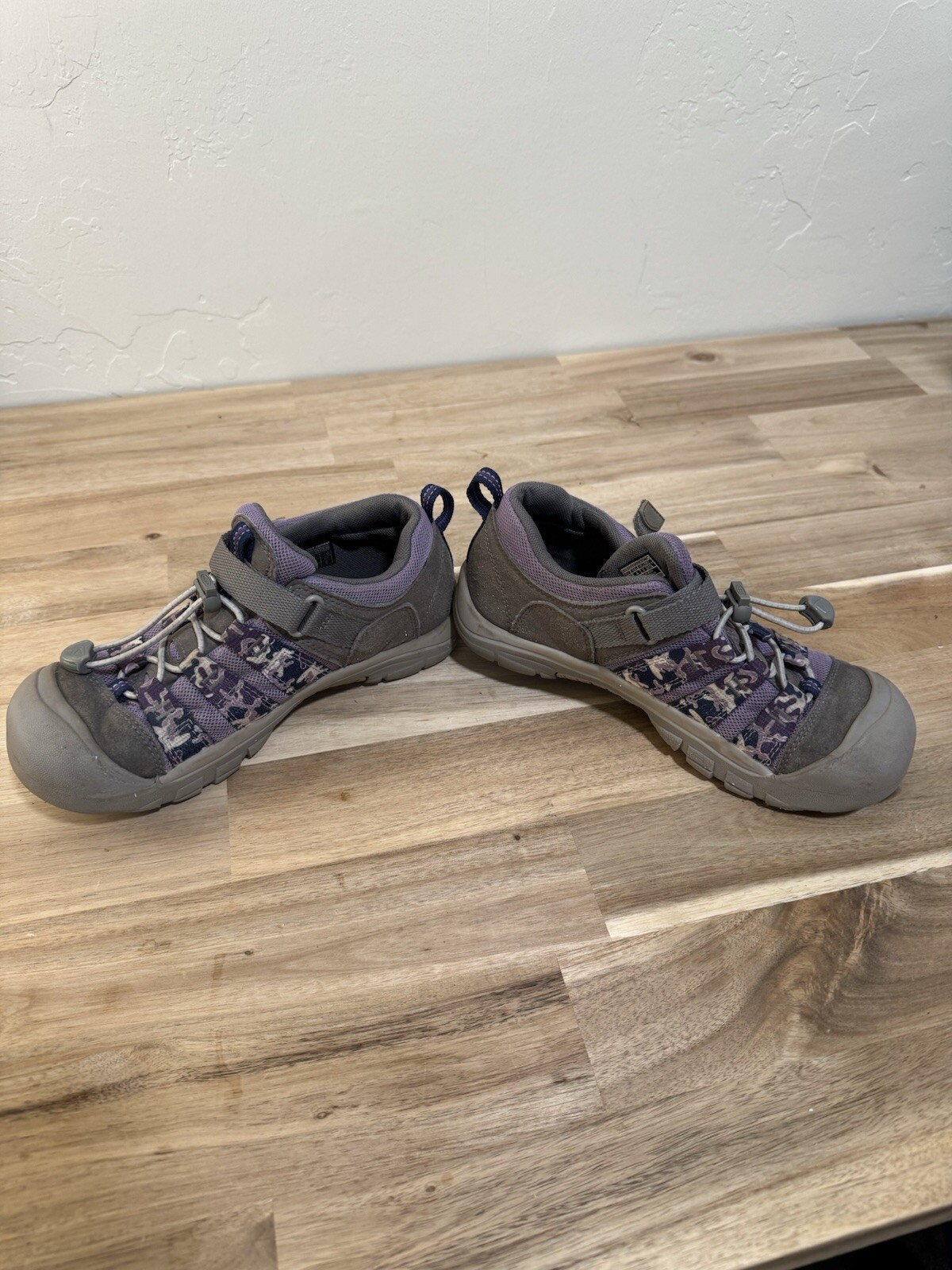 Scarpe sneakers Keen impermeabili viola e grigio taglia 4
