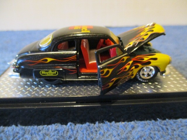 Picture 8 of 9