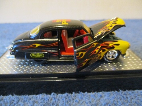 M2 MACHINES 2022 AUTO-THENTICS S116 HORMEL CHILI SET, 1949 MERCURY CUSTOM - Picture 8 of 9