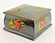 Russian Black Lacquer Floral Hand Painted Sq Lidded Trinket Stash Box Signed