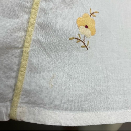Vintage Apron White Embroidered Applique Flowers Yellow Tie-Back Kitchen Pockets - Picture 10 of 16
