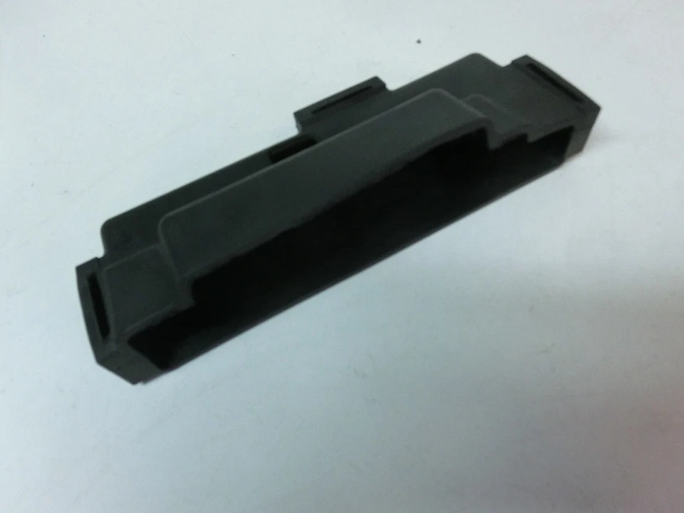 Honda CBR 600 F PC35 01-07 CDI Tülle Halter ECU Befestigung Gummihalter Gummi - Bild 1 von 1
