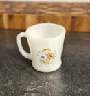 3" ANCHOR HOCKING Fire King With Floral Design Milk Glass Coffee Mug — photo 1
