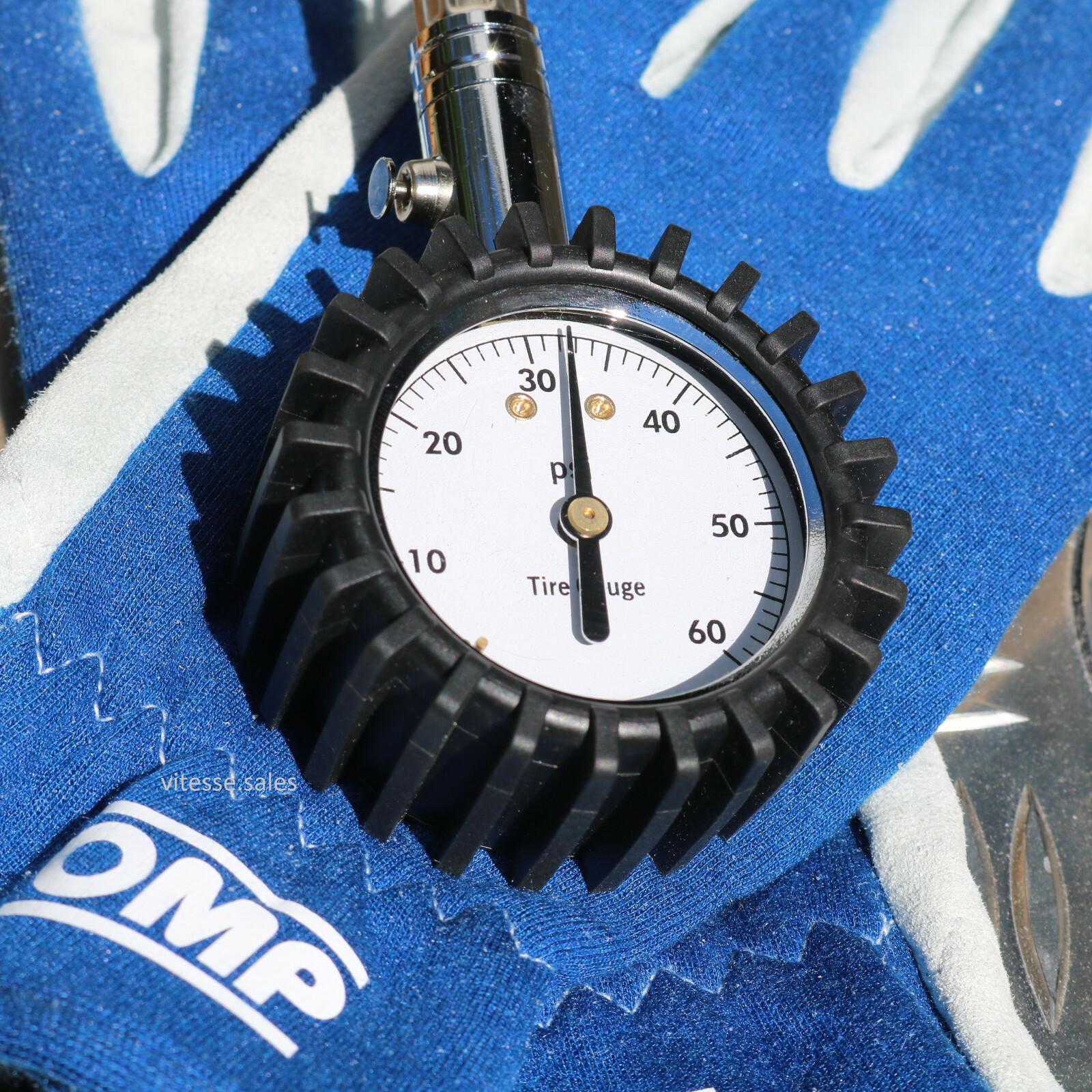 Track Day Tyre Pressure Gauge with Hard Case 60psi Air Bleed 360 Chuck