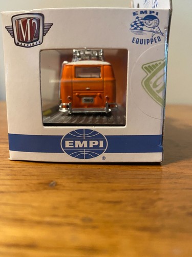 M2 Machines 1960 VW Delivery Van R60 EMPI Equipped 1 of 6000 worldwide - Picture 5 of 15
