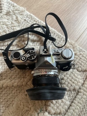 Olympus OM-2 35mm SLR OM-System mit Zuiko Objektiv, Winder 2 & Zubehör