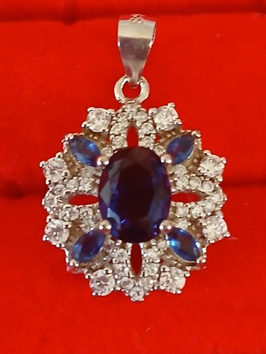 925 S/Silver Blue Sapphire/Topaz Pendant NEW