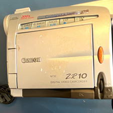 Canon ZR10 MiniDV NTSC Handheld Camcorder 10x/200x Zoom 2.5" LCD Silver