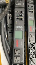 APC Metered Rack AP8865 PDU Power Distribution Unit