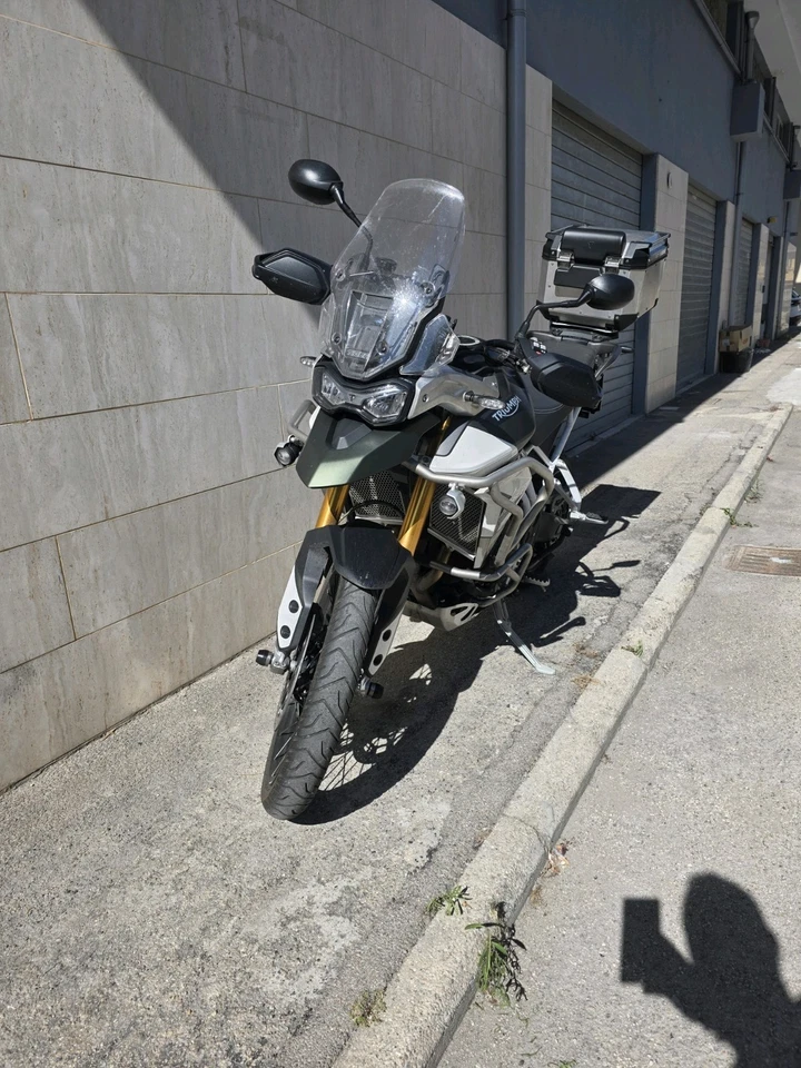 Moto Triumph Tiger 900 Rally Pro - Immagine 4 di 4