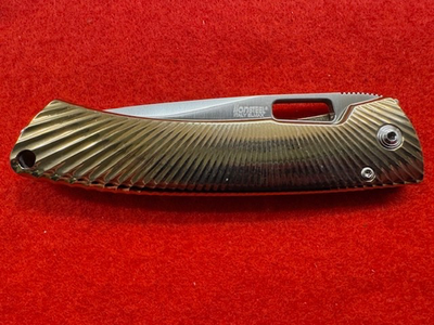 Frenzy Wild Lion パター ステンレススチール EXCELLENT LION STEEL TS1 “TiSPINE” GOLD ANODIZED ELMAX BLADE KNIFE