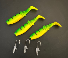 SAVAGE 3 x Craft Cannibal Shads & 3 x Jig Heads