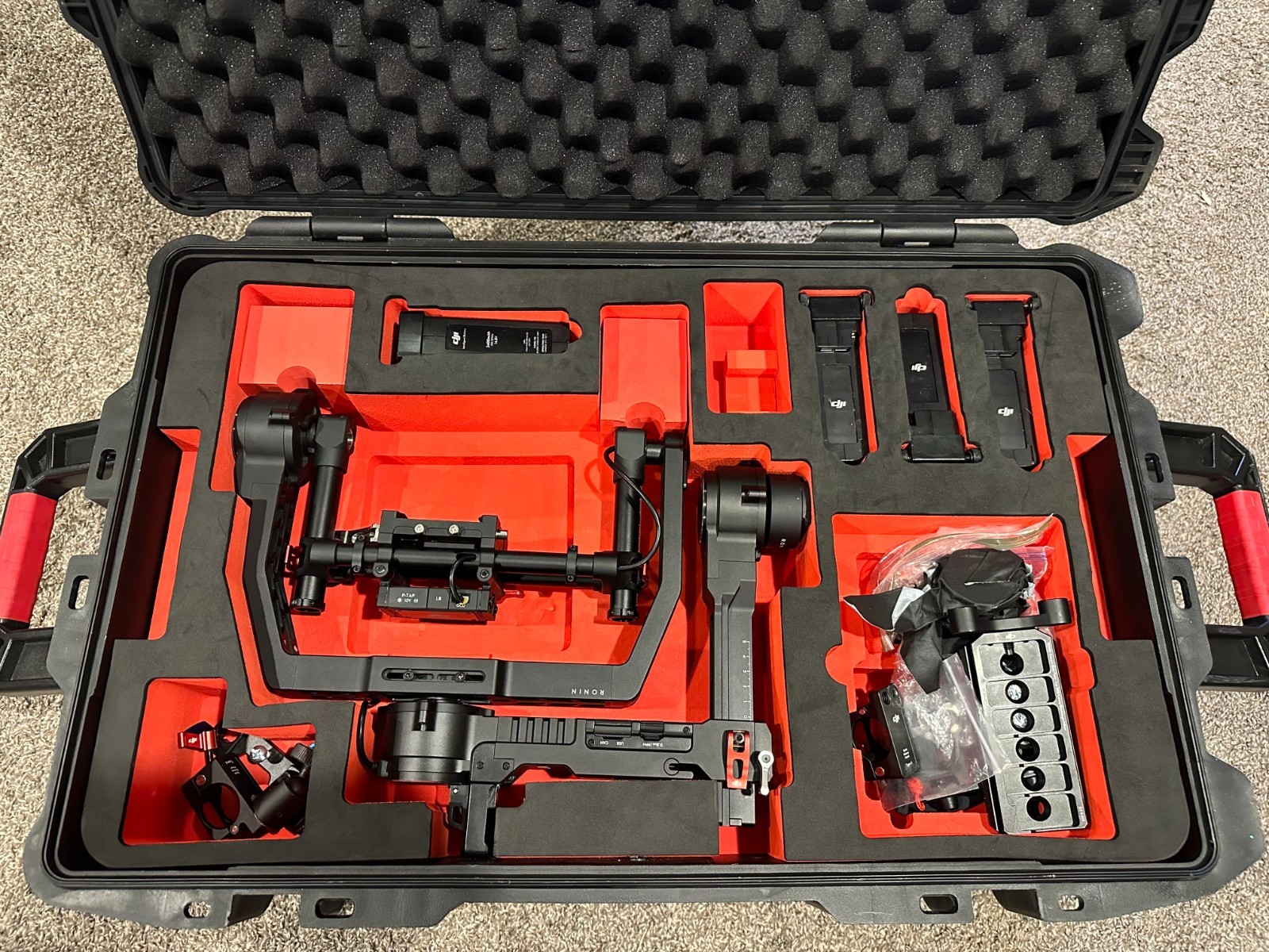 DJI Ronin 3-Axis Gimbal Stabilizer, the original for large c