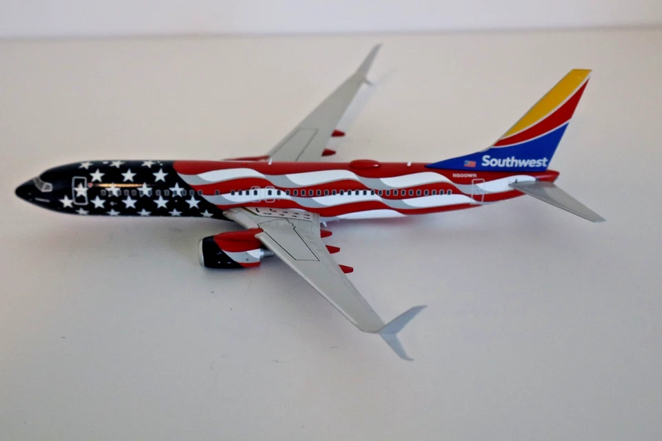 Gemini Jets 1:200 Southwest Airlines 737-800 Freedom One G2SWA1042 NUEVO EN CAJA Foto 4 de 4