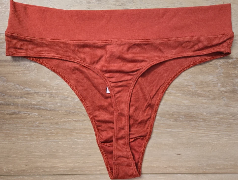 NUEVO CON ETIQUETAS Victoria's Secret Oro Ángel Cobre Acanalado Suave Modal Tanga Bragas XL Foto 2 de 3