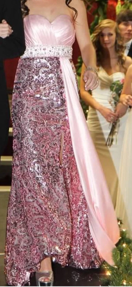 Vestido de Noche Formal Crush RT Formals Baile de graduación Largo Plateado Talla 4 Cuentas Rosa Foto 3 de 4