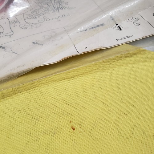 Vintage Grants Creative Stitchery Kit Laura Girl Checking Mail #93930 11" x 14" - Picture 12 of 12