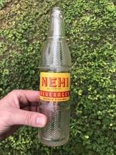 SCARCE VINTAGE ACL & EMBOSSED NEHI SILK STOCK SODA BOTTLE 9 OZ. CORINTH, MISS.