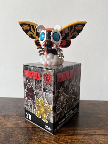 Funko Mystery Minis Godzilla 70th Anniversary Mothra 1/6 2024 Toho - Picture 2 of 2
