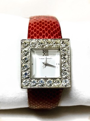 Women\'s Red Analog Quartz Solid Pu Leather Strap Bling Rhinestone Wrist Watch JewelryWe Bling Rhinestone Accented Eiffel Tower Red Leather  main image 2
