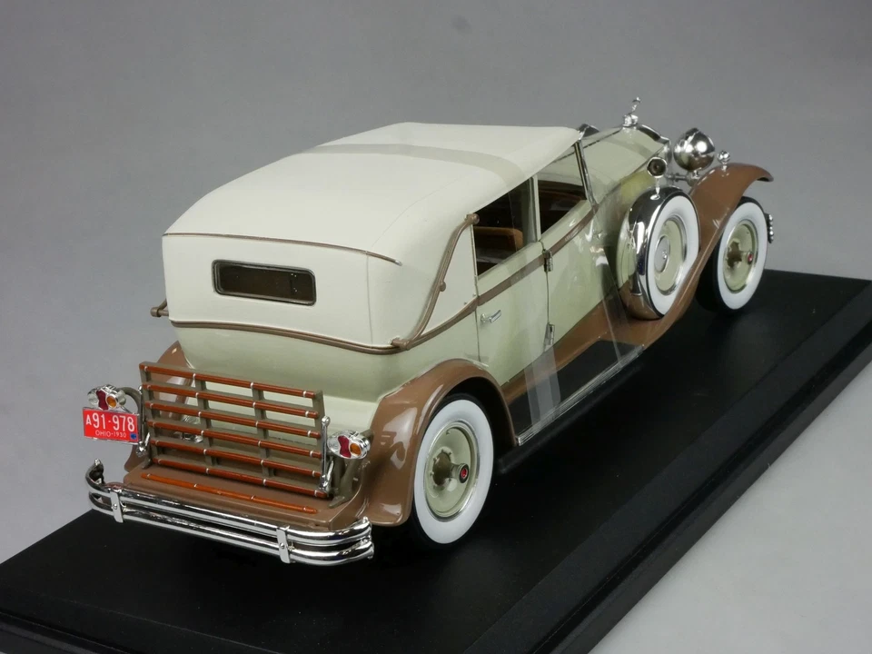 Signature Models 1/18 1930 Packard Brewster diecast 18103 in Box 132739 - Bild 4 von 4