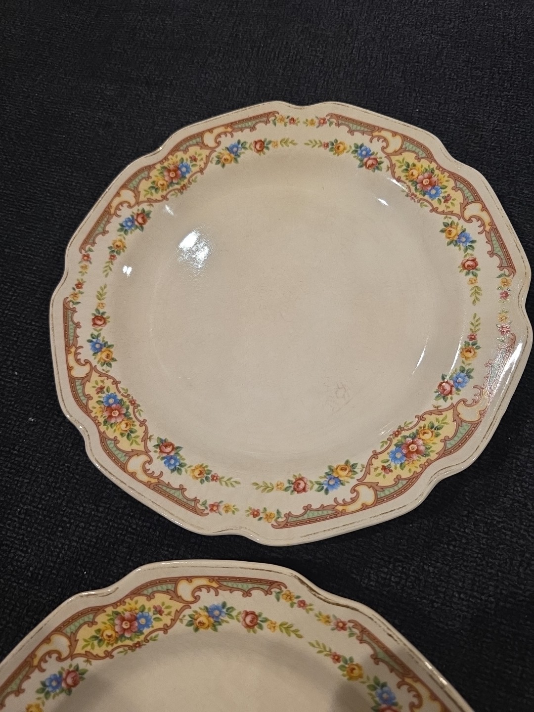 Vintage Mount Clemons Floral Design Dinner Plate Serving Platter 9” Set Of 2