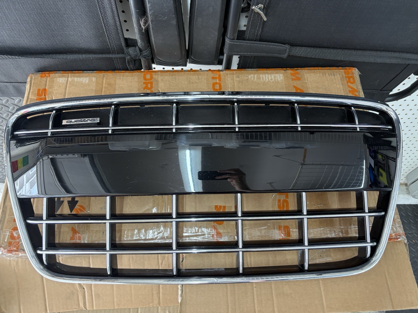 OEM 2008-12 Audi R8 V10 Front Grille Assembly- Chrome